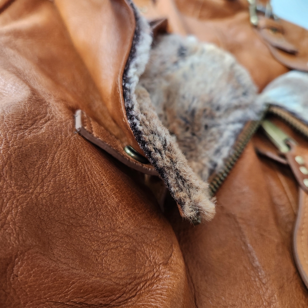Badgley Mischka Brown Leather Tote Bag with Real Fur Accents Designer - Picture 8 of 8